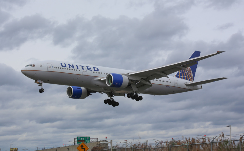 Photo of N797UA - United Airlines Boeing 777-200ER at EWR on AeroXplorer Aviation Database