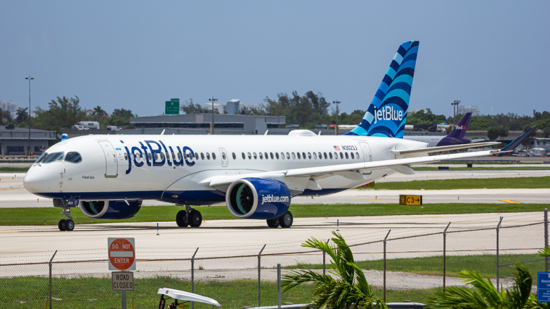 Photo of N3023J - JetBlue Airways Airbus A220-300 at FLL on AeroXplorer Aviation Database
