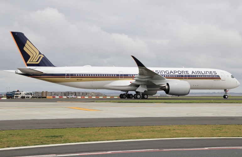 Photo of 9V-SJI - Singapore Airlines Airbus A350-900 at AKL on AeroXplorer Aviation Database