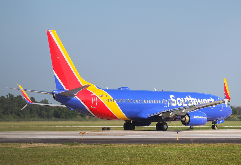 Photo of N8574Z - Southwest Airlines Boeing 737-800 at MKE on AeroXplorer Aviation Database