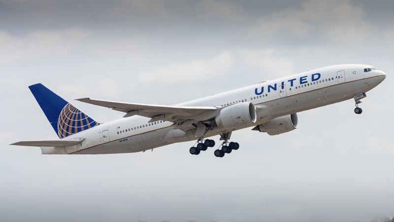 Photo of N77014 - United Airlines Boeing 777-200ER at IAH on AeroXplorer Aviation Database
