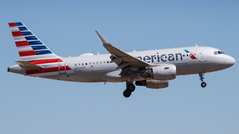 Photo of N70020 - American Airlines Airbus A319 at DFW on AeroXplorer Aviation Database