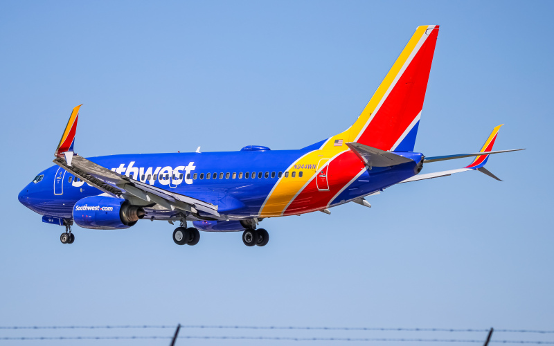 Photo of N944WN - Southwest Airlines Boeing 737-700 at BWI on AeroXplorer Aviation Database