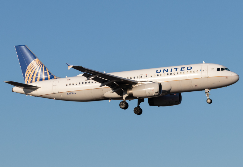 Photo of N493UA - United Airlines Airbus A320 at SAT on AeroXplorer Aviation Database