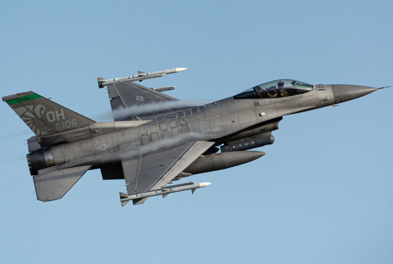 Photo of 89-2106 - USAF - United States Air Force General Dynamics F-16 Fighting Falcon at TOL on AeroXplorer Aviation Database