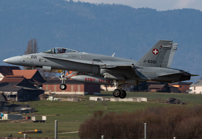 Photo of J-5001 - Swiss Air Force McDonnel Douglas F/A-18 Hornet at LSMP on AeroXplorer Aviation Database