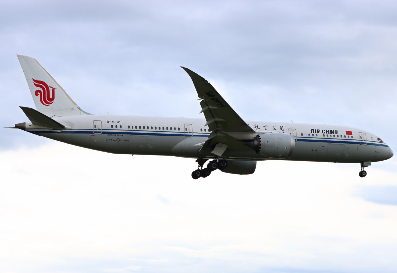 Photo of B-7832 - Air China Boeing 787-9 at LHR on AeroXplorer Aviation Database