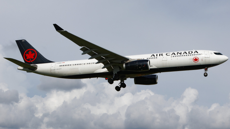 Photo of C-GKUH - Air Canada Airbus A330-300 at TPA on AeroXplorer Aviation Database