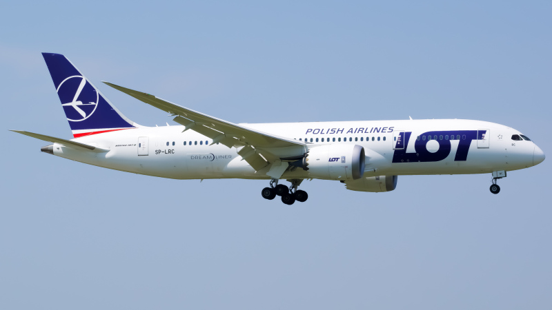 Photo of SP-LRC - LOT Polish Airlines Boeing 787-8 at ORD on AeroXplorer Aviation Database