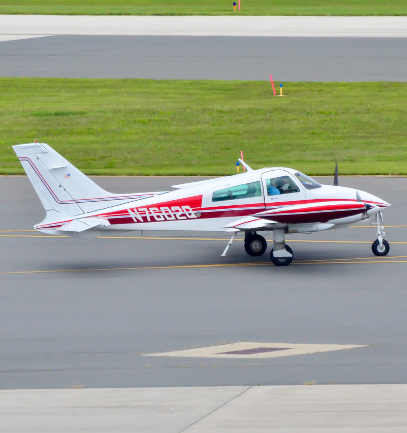 Photo of N7602Q - PRIVATE Cessna 310 at ACY on AeroXplorer Aviation Database