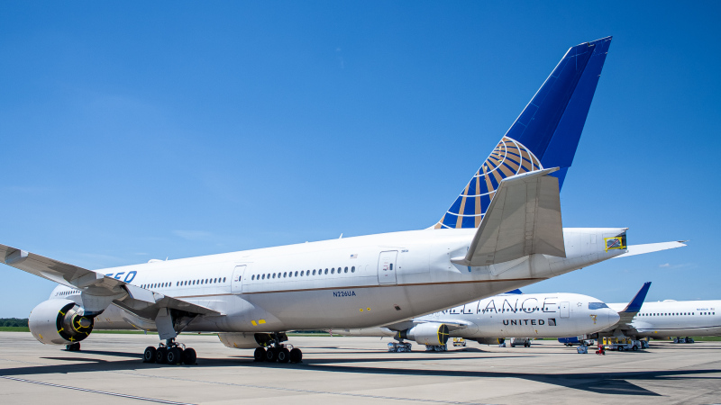 Photo of N226UA - United Airlines Boeing 777-200ER at IAD on AeroXplorer Aviation Database