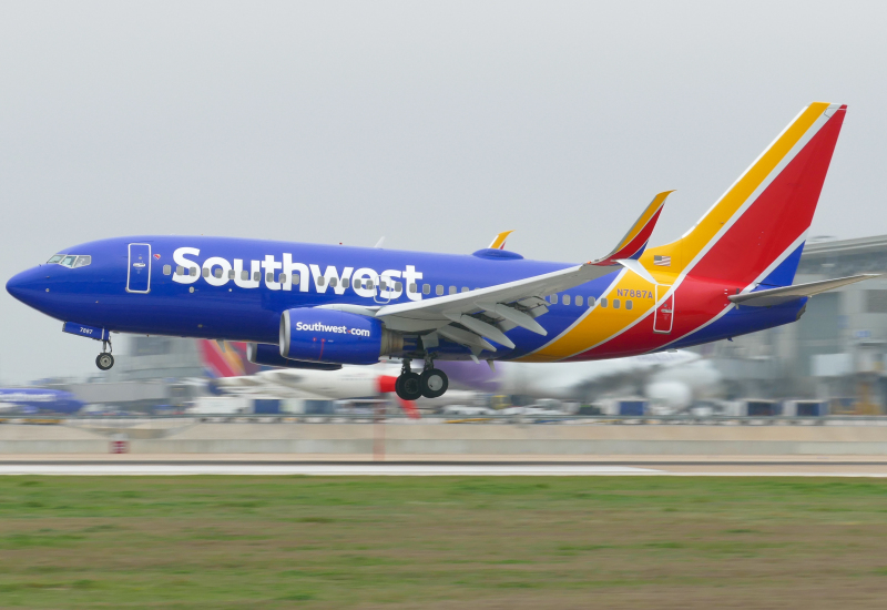 Photo of N7887A - Southwest Airlines Boeing 737-700 at AUS on AeroXplorer Aviation Database
