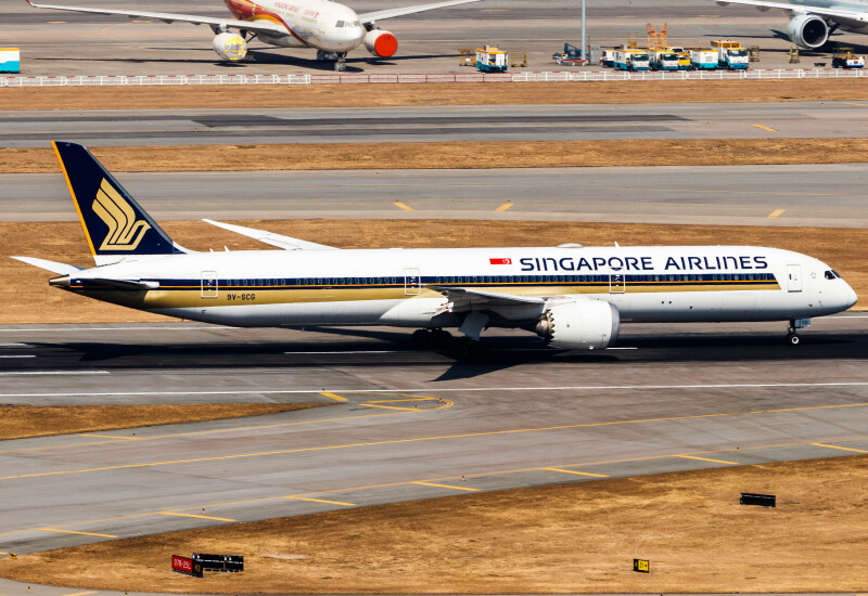 Photo of 9V-SCG - Singapore Airlines Boeing 787-10 at HKG on AeroXplorer Aviation Database