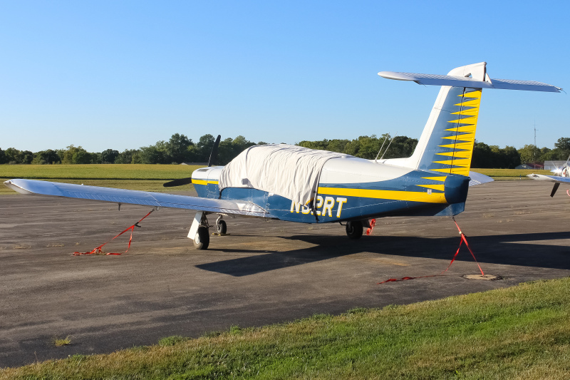 Photo of N32RT - PRIVATE  Piper PA-32 at I66 on AeroXplorer Aviation Database