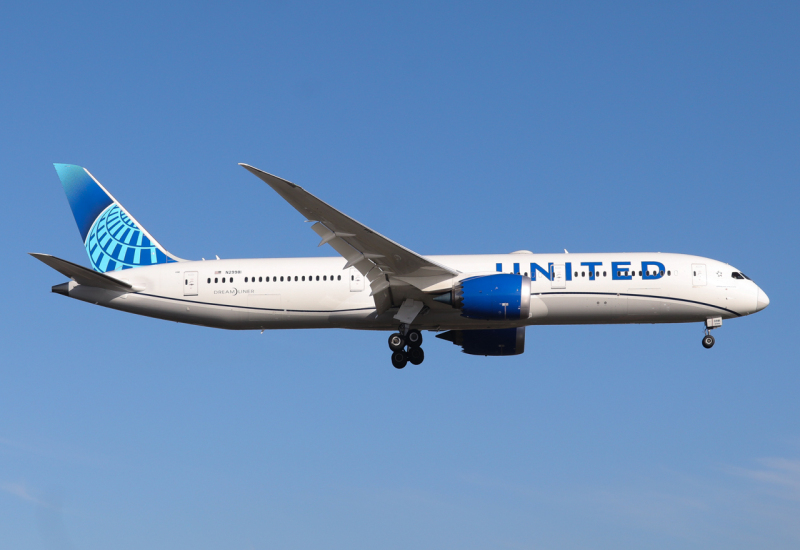 Photo of N29981 - United Airlines Boeing 787-9 at LHR on AeroXplorer Aviation Database
