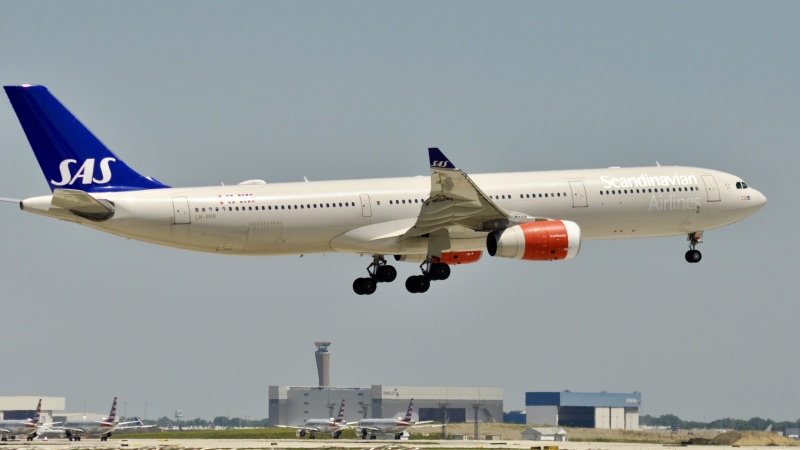 Photo of LN-RKR - Scandinavian Airlines Airbus A330-300 at ORD on AeroXplorer Aviation Database