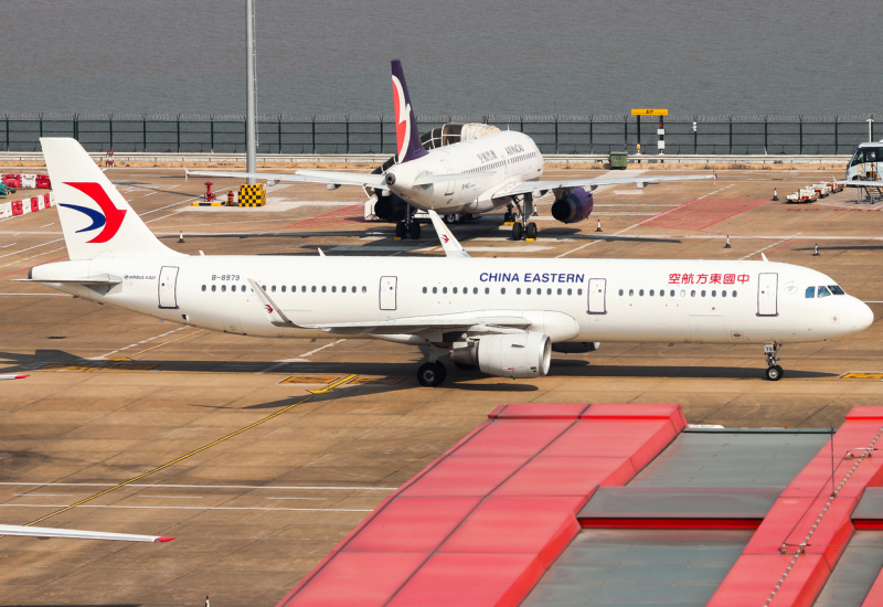 Photo of B-8979 - China Eastern Airlines Airbus A321-200 at MFM on AeroXplorer Aviation Database
