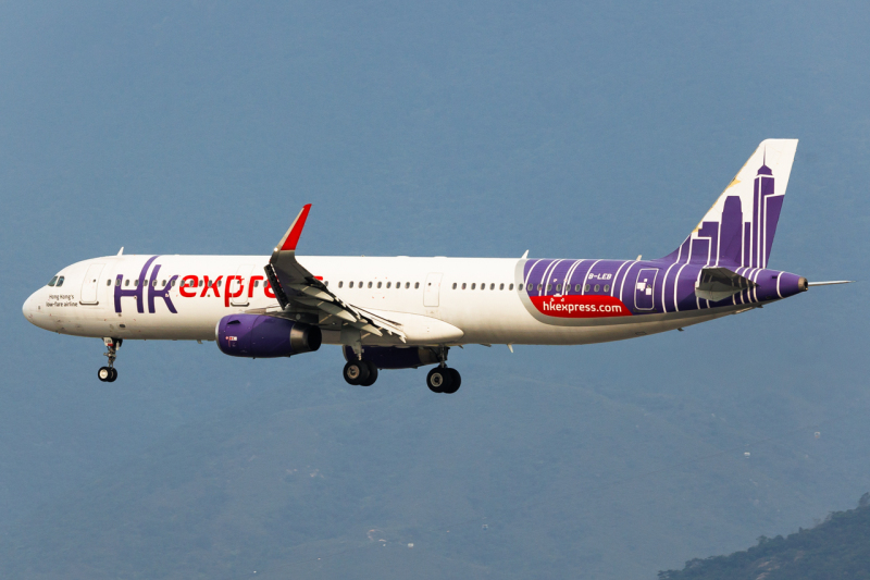 Photo of B-LEB - Hong Kong Express Airbus A321-200 at HKG on AeroXplorer Aviation Database