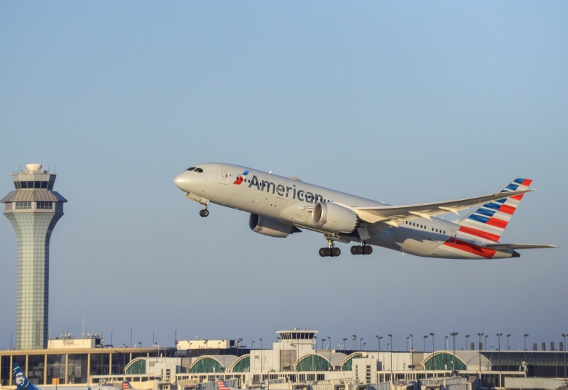 Photo of N804AN - American Airlines Boeing 787-8 at ORD on AeroXplorer Aviation Database