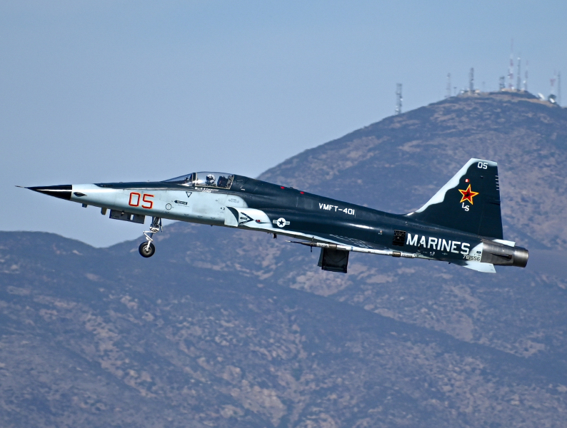 Photo of 761556 - USMC - United States Marine Corp Northrop F-5 Tiger II at SDM on AeroXplorer Aviation Database