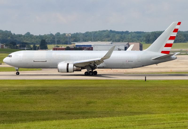 Photo of N391AA - American Airlines Boeing 767-300ER at CVG on AeroXplorer Aviation Database