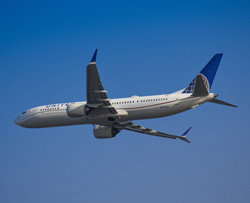Photo of N47505 - United Airlines Boeing 737 MAX 9 at BOS on AeroXplorer Aviation Database
