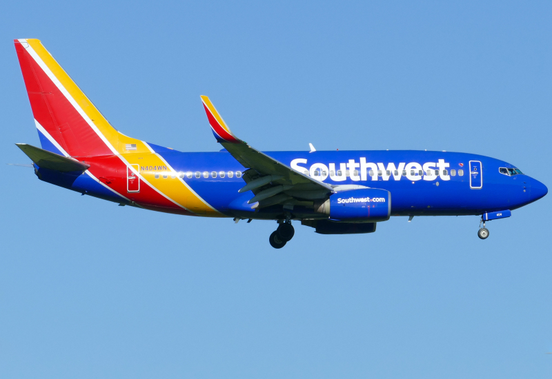Photo of N404WN - Southwest Airlines Boeing 737-700 at AUS on AeroXplorer Aviation Database