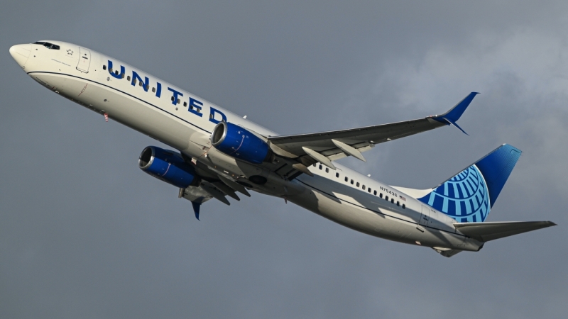 Photo of N75436 - United Airlines Boeing 737-900ER at KLAX on AeroXplorer Aviation Database
