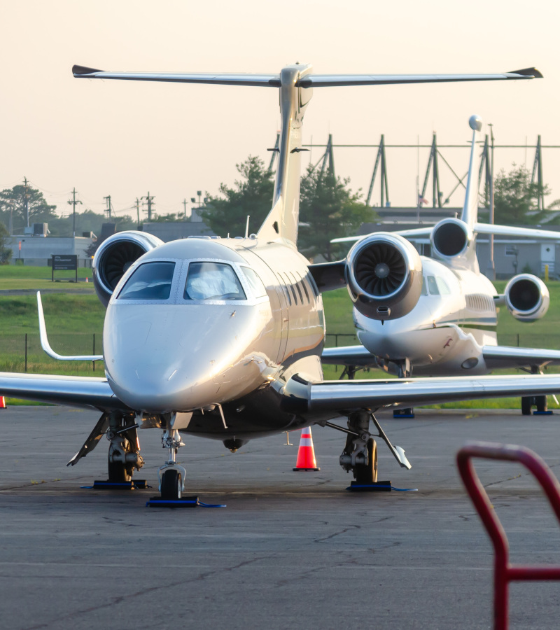 Photo of N500EC - PRIVATE Embraer Phenom 300 at ACY on AeroXplorer Aviation Database