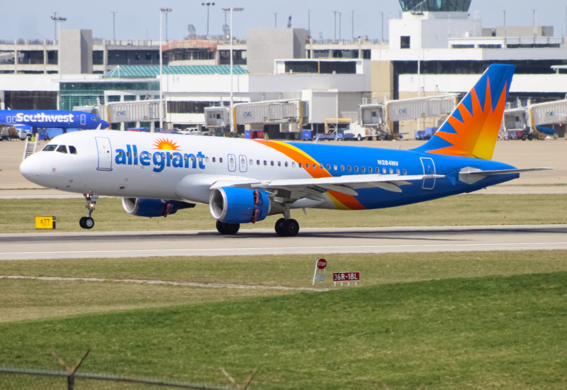 Photo of N284NV - Allegiant Air Airbus A320 at CVG on AeroXplorer Aviation Database