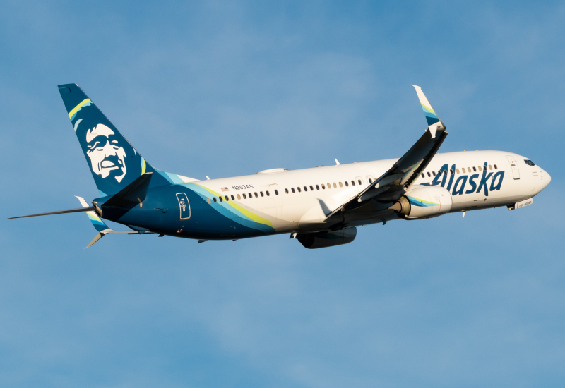 Photo of N253AK - Alaska Airlines Boeing 737-900ER at PDX on AeroXplorer Aviation Database