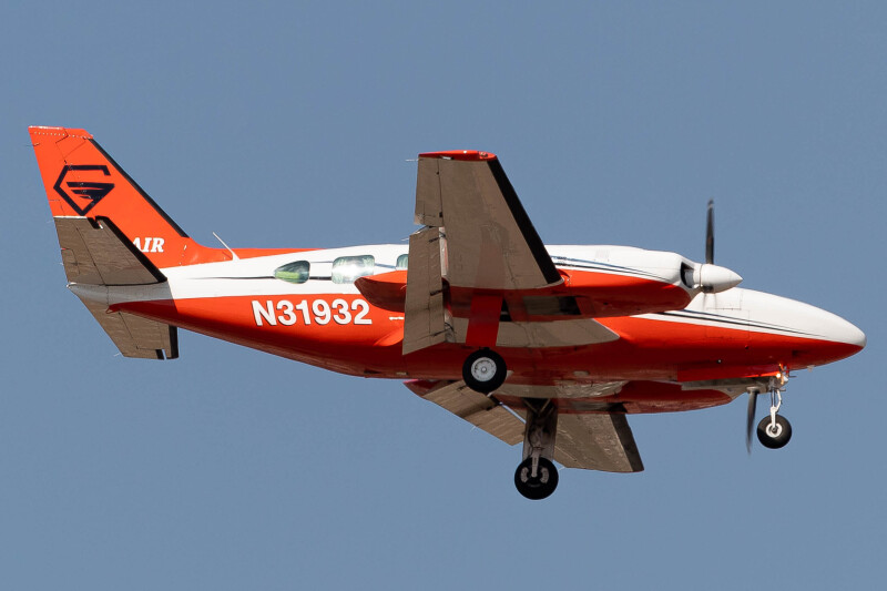 Photo of N31932 - Gem Air Piper 31 Navajo at BOI on AeroXplorer Aviation Database
