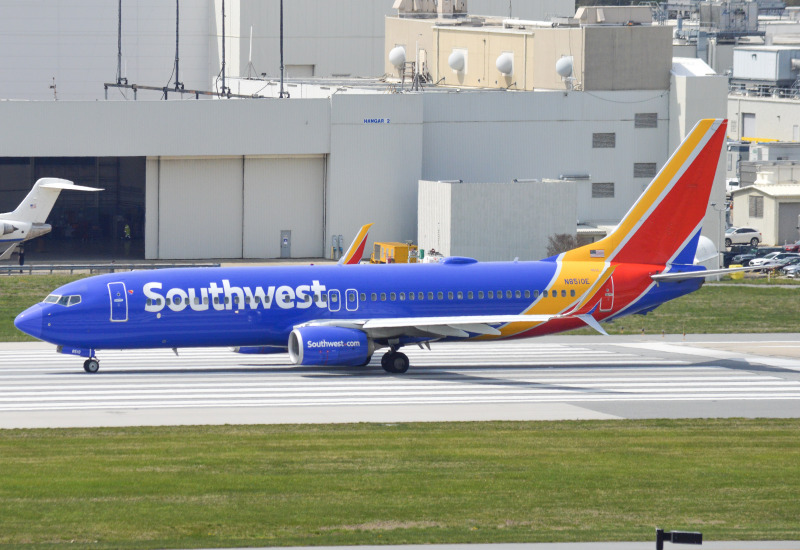 Photo of N8510E - Southwest Airlines Boeing 737-800 at BWI on AeroXplorer Aviation Database