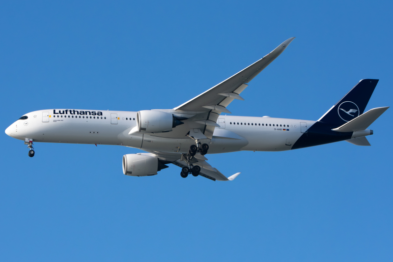 Photo of D-AIXE - Lufthansa Airbus A350-900 at SFO on AeroXplorer Aviation Database