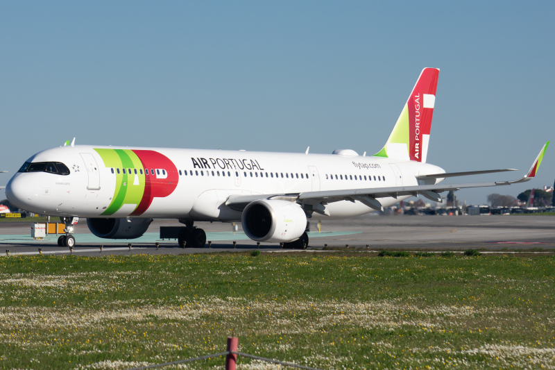 Photo of CS-TXM - TAP Air Portugal Airbus A321NEO at LIS on AeroXplorer Aviation Database