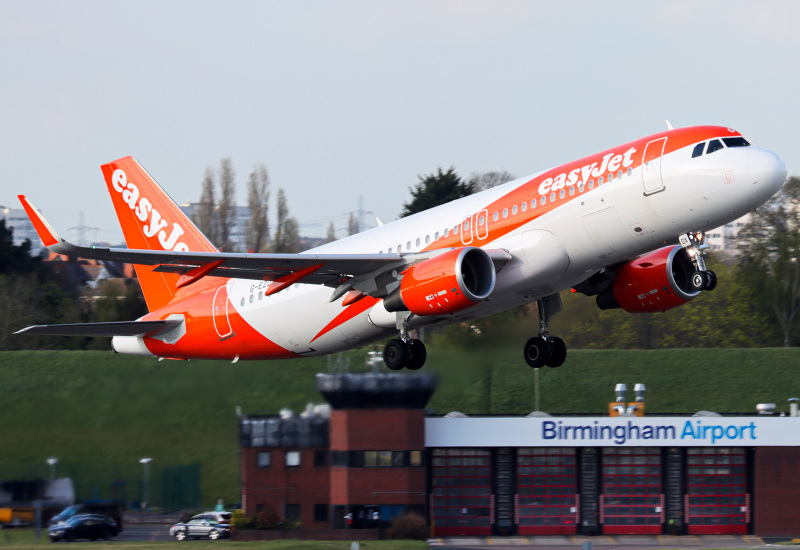 Photo of G-EZOX - EasyJet Airbus A320 at BHX on AeroXplorer Aviation Database