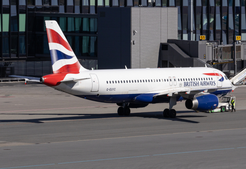 Photo of G-EUYC - British Airways Airbus A320 at OSL on AeroXplorer Aviation Database