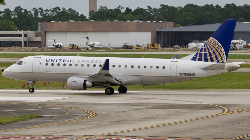 Photo of N89315 - United Express Embraer E175 at IAH on AeroXplorer Aviation Database