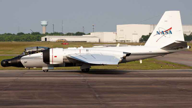 Photo of N926NA - NASA Martin WB-57 Canberra at EFD on AeroXplorer Aviation Database