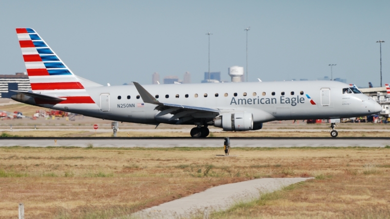 Photo of N250NN - American Eagle Embraer E175 at DFW on AeroXplorer Aviation Database