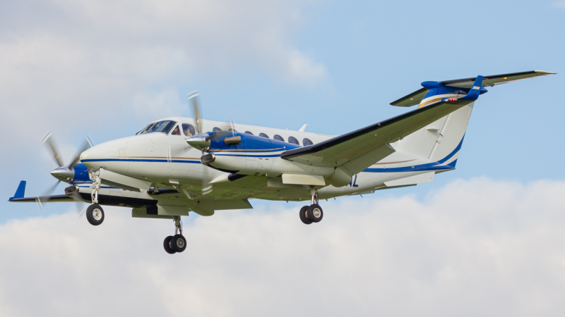 Photo of N350AL - PRIVATE Beechcraft King Air 300 at CMH on AeroXplorer Aviation Database