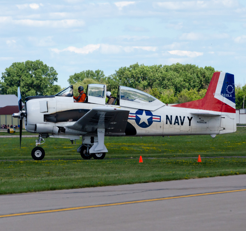 Photo of N280CM - PRIVATE North American T-28B at EWR on AeroXplorer Aviation Database
