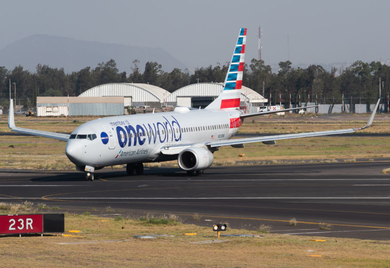 Photo of N838NN - American Airlines Boeing 737-800 at MEX on AeroXplorer Aviation Database