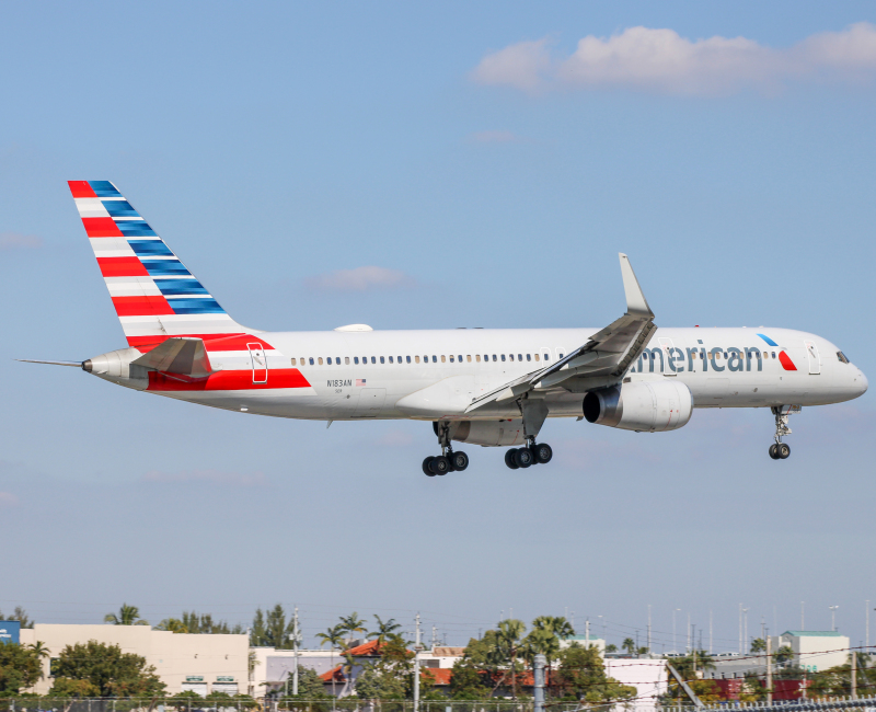 Photo of N183AN - American Airlines Boeing 757-200 at MIA on AeroXplorer Aviation Database