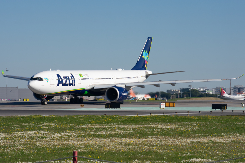 Photo of PR-ANW - Azul Airbus A330-900 at LIS on AeroXplorer Aviation Database