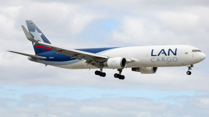 Photo of N418LA - LATAM Cargo  Boeing 767-300F at MIA on AeroXplorer Aviation Database