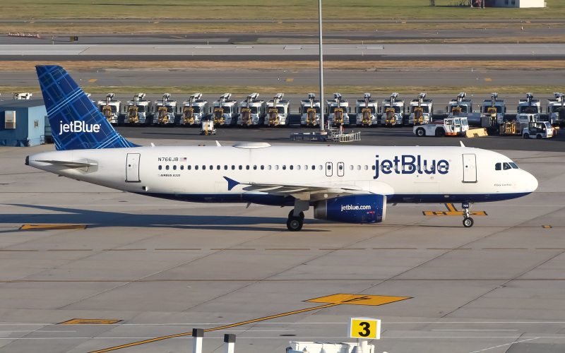 Photo of N766JB - JetBlue Airways Airbus A320 at JFK on AeroXplorer Aviation Database