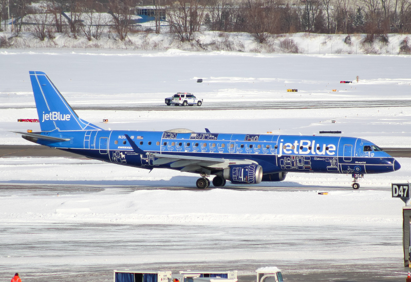 Photo of N304JB - JetBlue Airways Embraer E190 at MKE on AeroXplorer Aviation Database