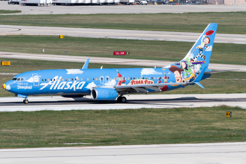 Photo of N537AS - Alaska Airlines Boeing 737-800 at SAT on AeroXplorer Aviation Database
