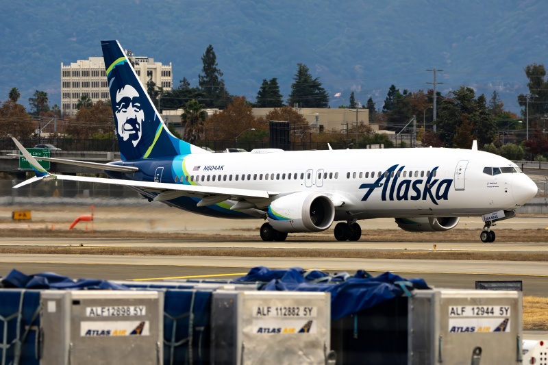 Photo of N804AK - Alaska Airlines Boeing 737 MAX 8 at SJC on AeroXplorer Aviation Database